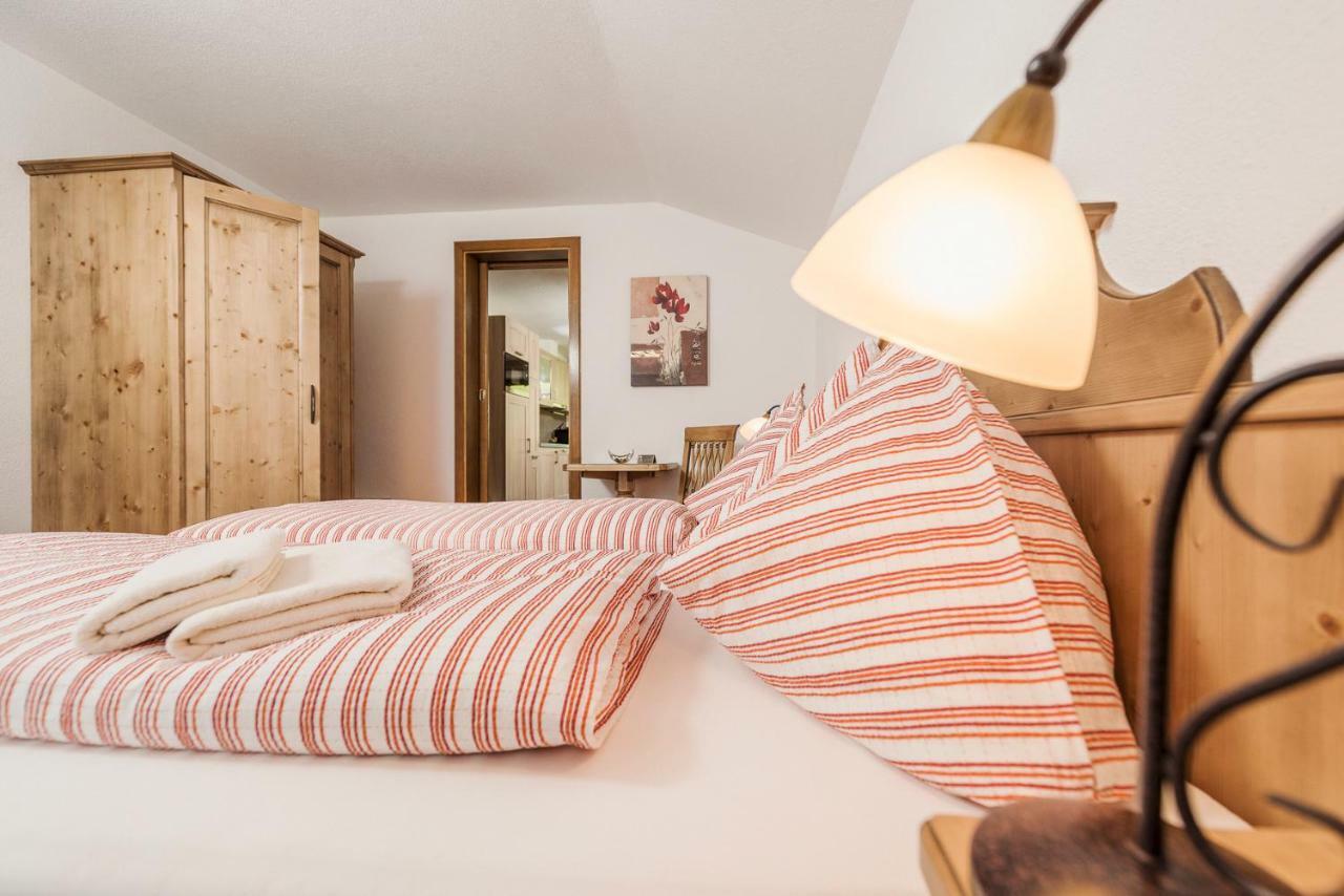 Haus Christine Hotel Ried im Zillertal Exterior foto